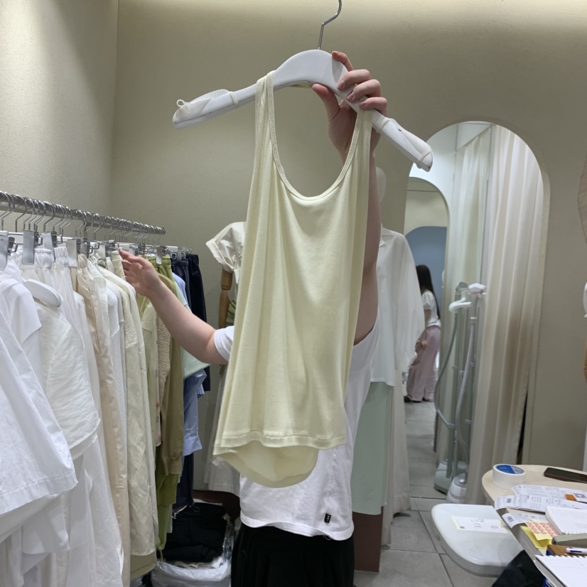 BROCCOLISALAD東大門實拍女裝新品人氣真品熱賣26春夏吊帶背心BROCCOLISALAD吊帶/背心圖色1