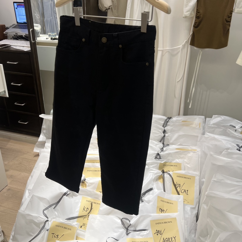 ANDYOUBROWN東大門實拍女士新款26春夏時尚推薦休閑人氣短褲ANDYOUBROWN短褲圖色1
