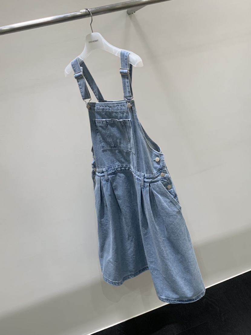 LOVE MOMENT東大門實拍韓國女裝新品職業時尚26春夏連衣裙LOVE MOMENT連衣裙