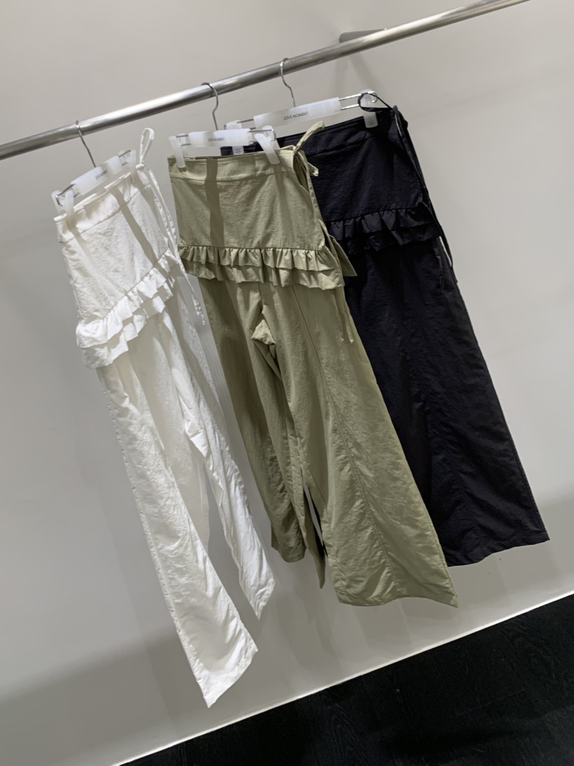 LOVE MOMENT韓國直郵女士新品休閑推薦人氣職業套裝荷葉邊LOVE MOMENT套裝
