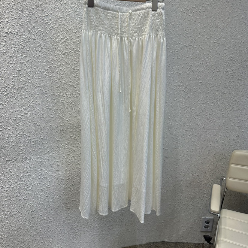 TARA韓國直郵女士新品26春夏人氣職業26夏季熱賣時尚長裙TARA長裙圖色2奶油色