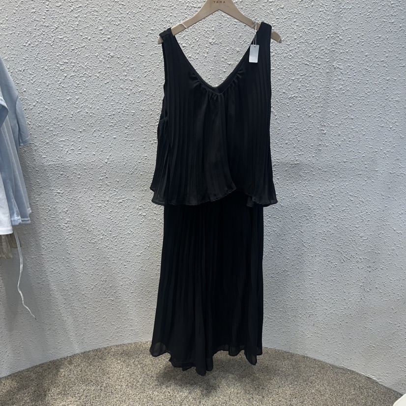 TARA東大門實拍韓國女裝新品推薦熱賣時尚26春夏套裝褶裥TARA套裝圖色3