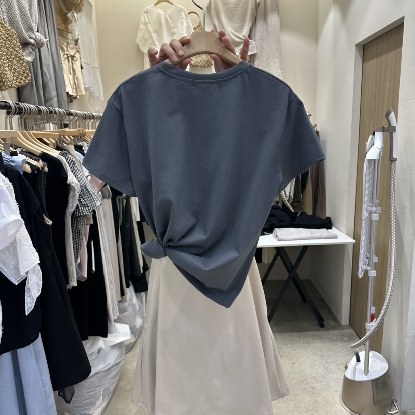 HOLYBANANA韓國東大門代購女裝新款推薦時尚職業人氣T恤刺繡groovy.H/HOLYBANANAT恤
