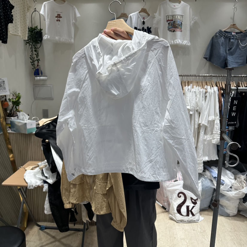 UNDERSTAR_VINTAGE東大門實拍韓國女裝新品推薦襯衫蕾絲衫防風衣連帽UNDERSTAR_VINTAGE襯衫/蕾絲衫