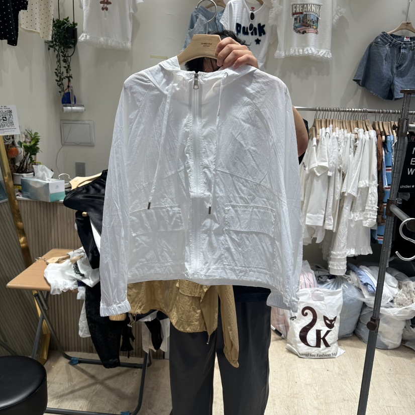 UNDERSTAR_VINTAGE東大門實拍韓國女裝新品推薦襯衫蕾絲衫防風衣連帽UNDERSTAR_VINTAGE襯衫/蕾絲衫圖色1