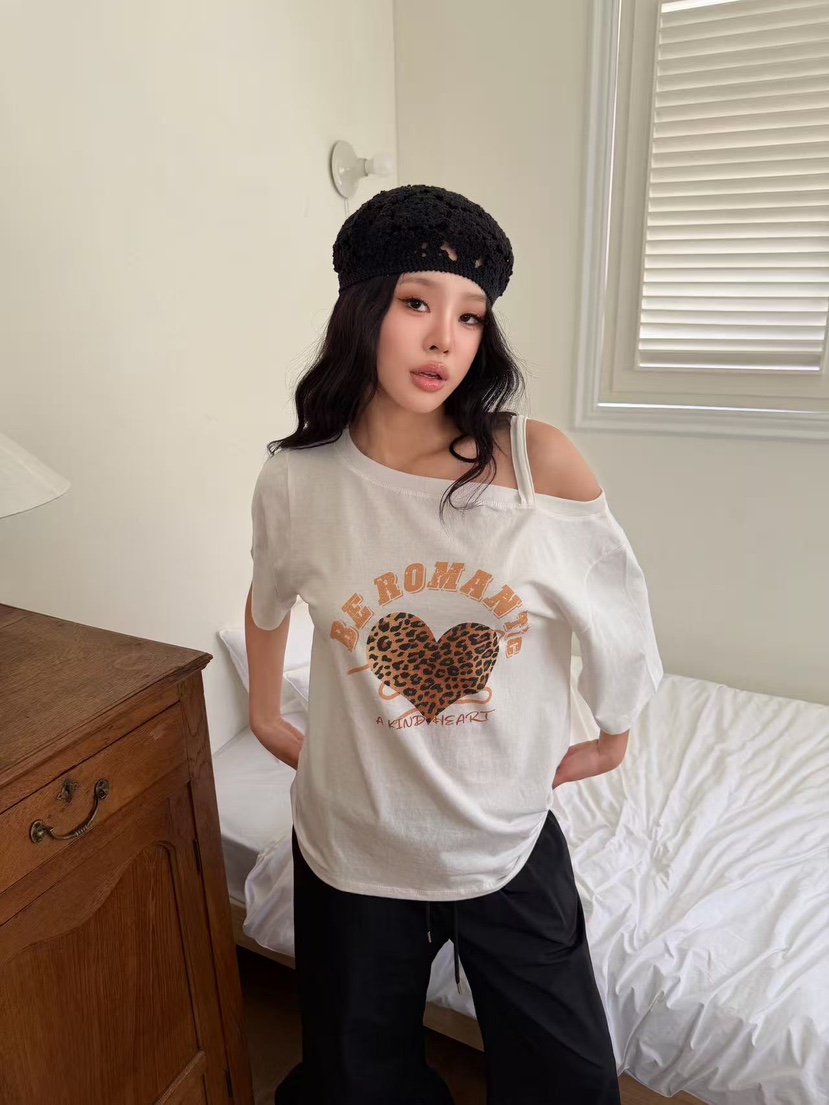 YES韓國直郵女裝新品人氣時尚熱賣推薦休閑26春夏職業T恤YEST恤