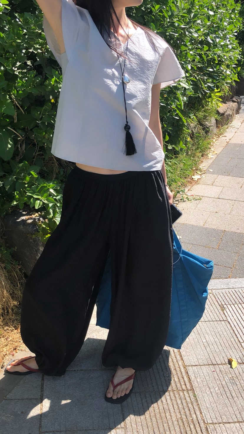 OVER RICH韓國代購女士新款26春夏時尚襯衫蕾絲衫荷葉邊OVER RICH襯衫/蕾絲衫