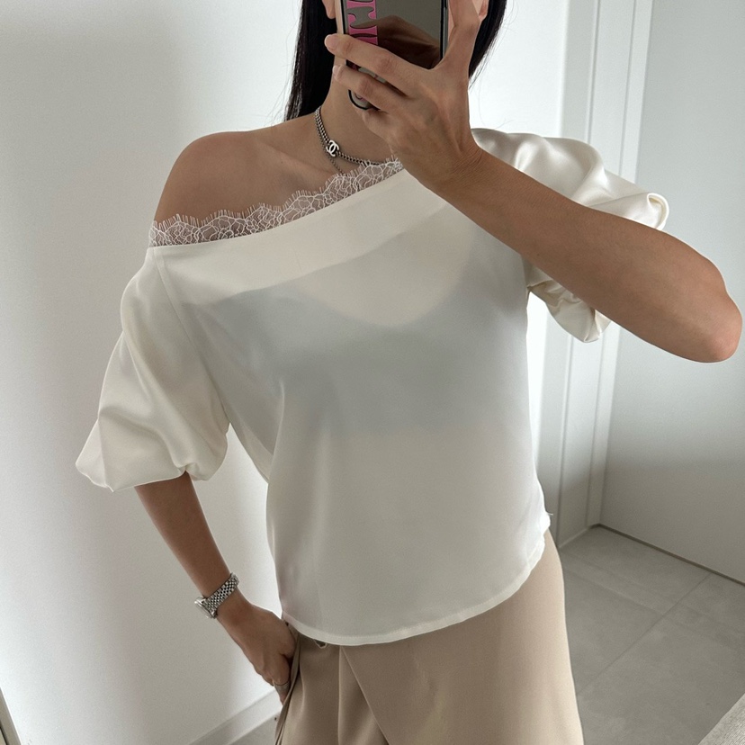 SOUIT東大門實拍韓國女裝新品人氣26春夏時尚襯衫蕾絲衫緞SOUIT by mabel-L襯衫/蕾絲衫