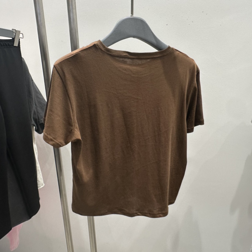 TARABY MOTION韓國東大門代購女裝新款推薦熱賣休閑人氣T恤TARABY MOTIONT恤