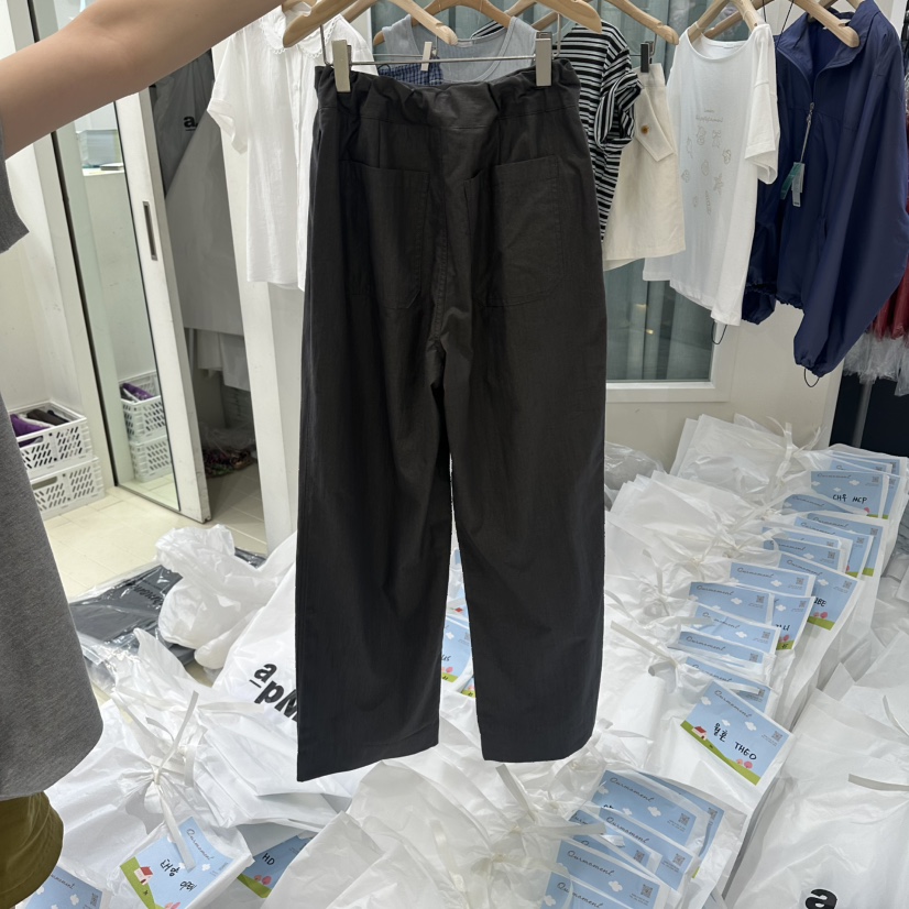 OURMOMENT韓國直郵實拍女士新款職業休閑推薦時尚人氣休閑褲OURMOMENT休閑褲
