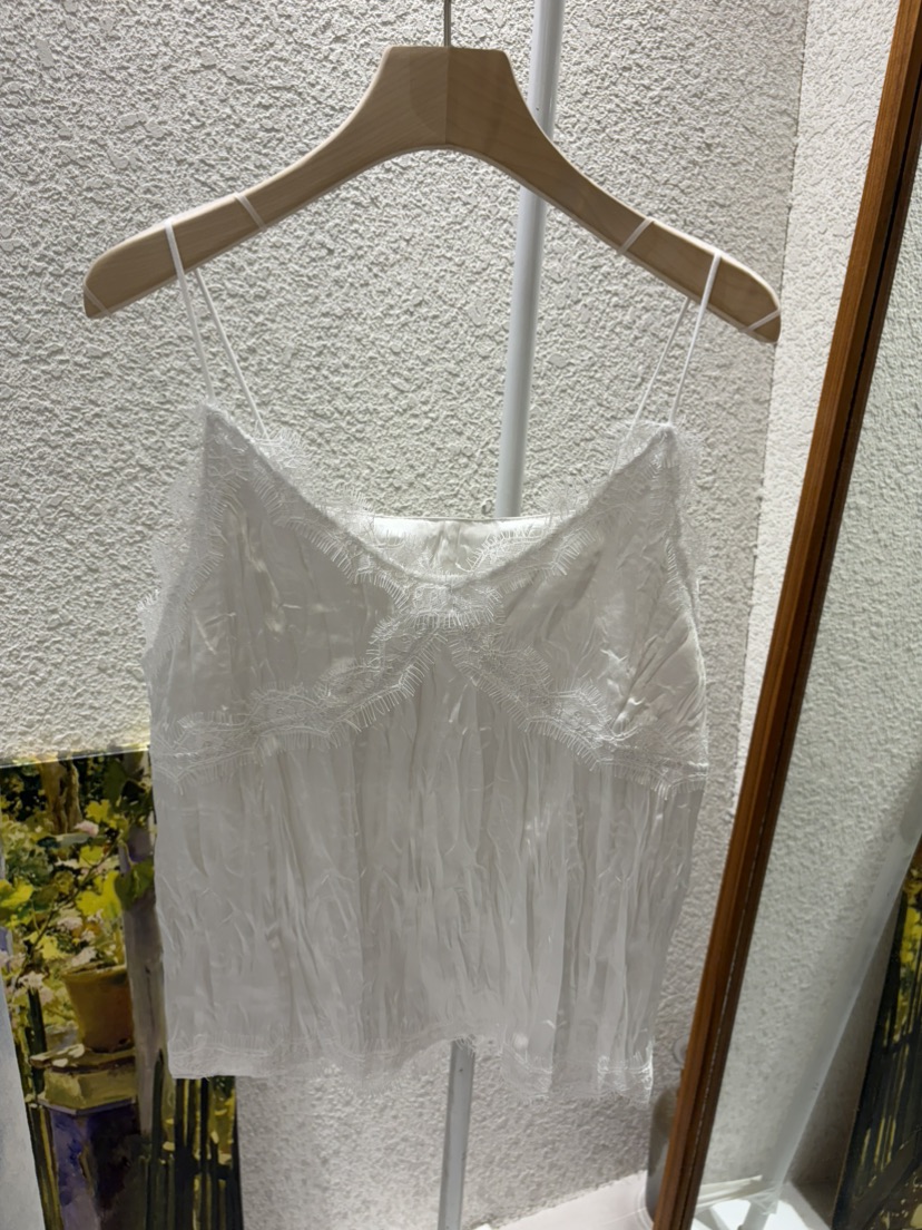 N BROWN韓國直郵實拍女裝新款休閑熱賣吊帶背心褶皺緞面N BROWN吊帶/背心圖色2