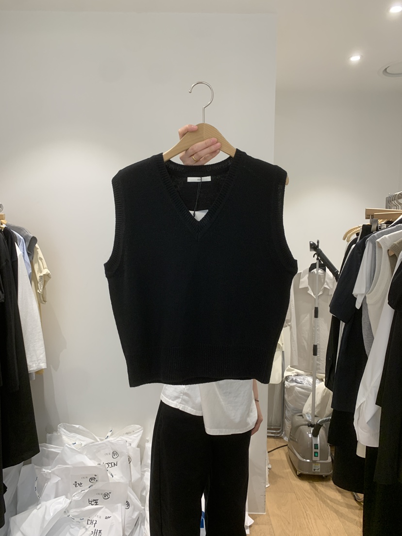 OUR-A/NOVAE東大門實拍韓國女士新品熱賣吊帶背心不含內搭棉布OUR/NOVAE吊帶/背心圖色4
