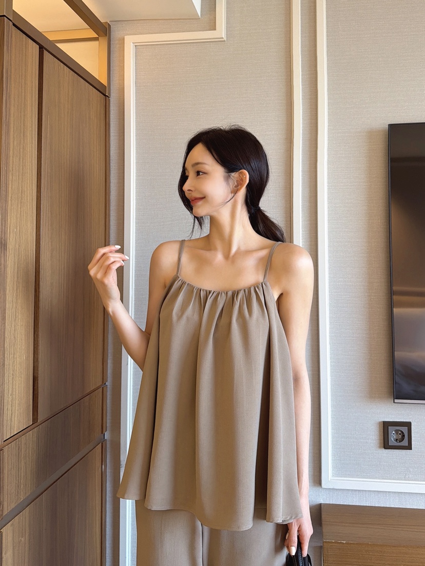 CLOTH韓國東大門直郵女士新品休閑推薦熱賣職業26夏季吊帶背心CLOTH吊帶/背心