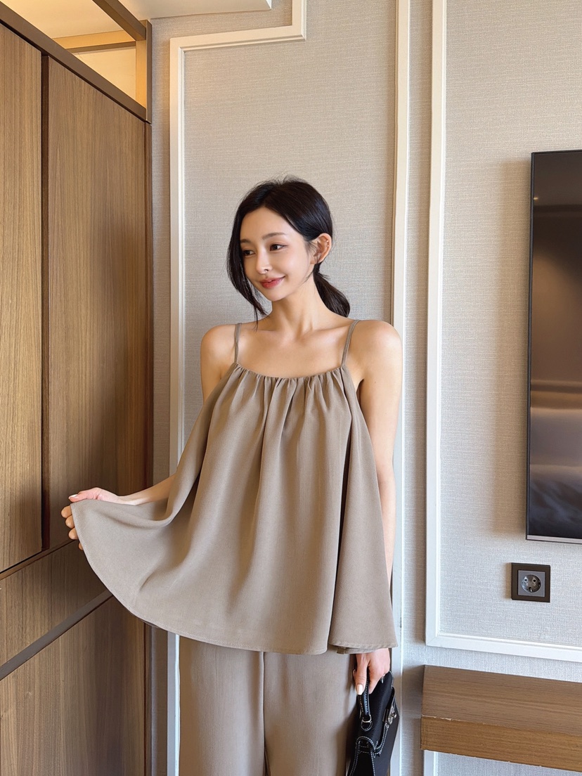 CLOTH韓國東大門直郵女士新品休閑推薦熱賣職業26夏季吊帶背心CLOTH吊帶/背心