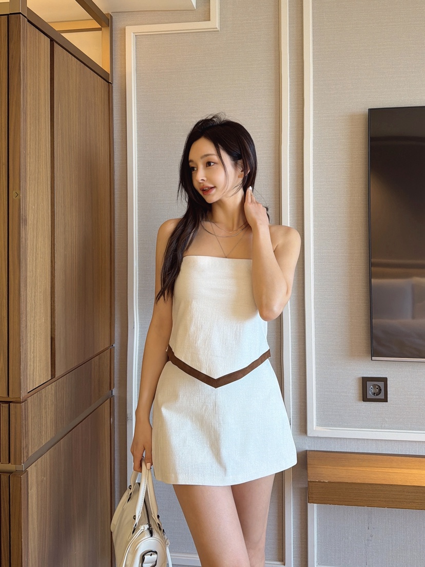 CLOTH韓國東大門代購女裝新款26夏季職業熱賣26春夏吊帶背心CLOTH吊帶/背心