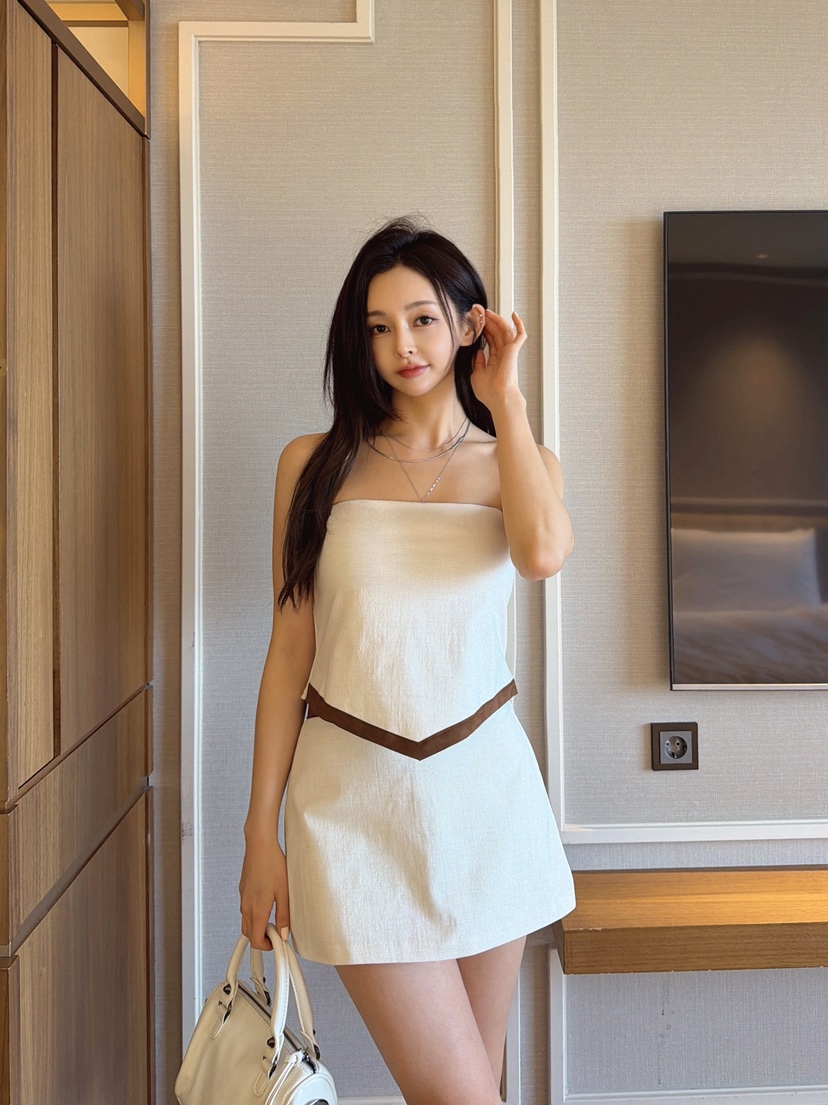 CLOTH韓國東大門代購女裝新款26夏季職業熱賣26春夏吊帶背心CLOTH吊帶/背心圖色1
