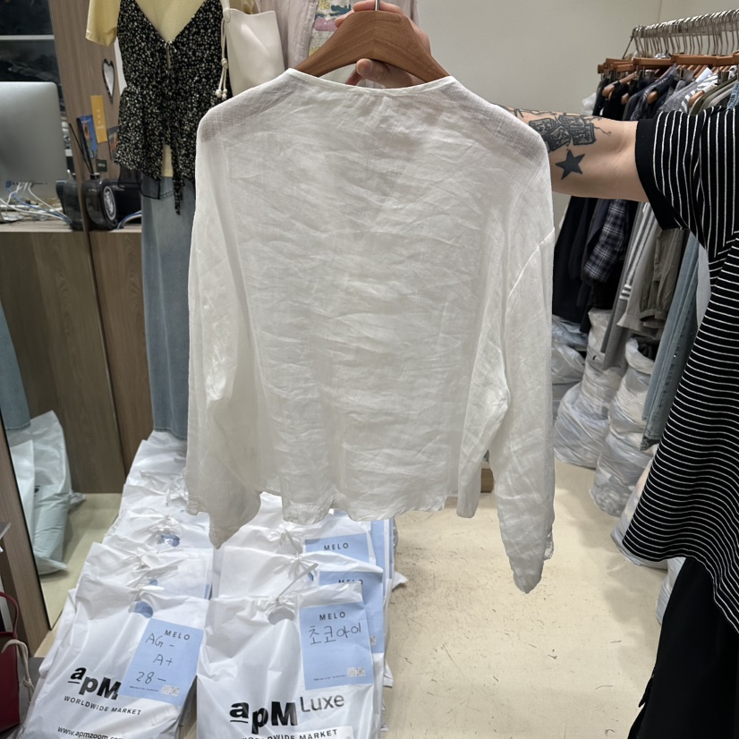 MELO東大門實拍韓國女裝新品職業休閑襯衫蕾絲衫蕾絲絲帶MELO襯衫/蕾絲衫