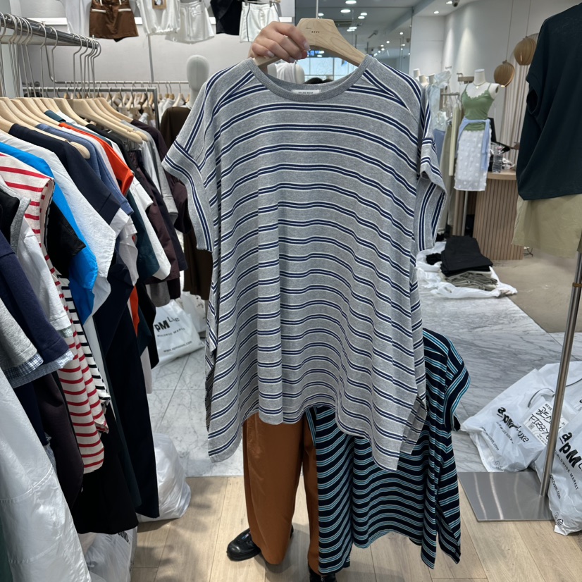 REVE-L韓國直郵實拍女裝新品時尚26夏季休閑人氣推薦T恤REVE-LT恤圖色2