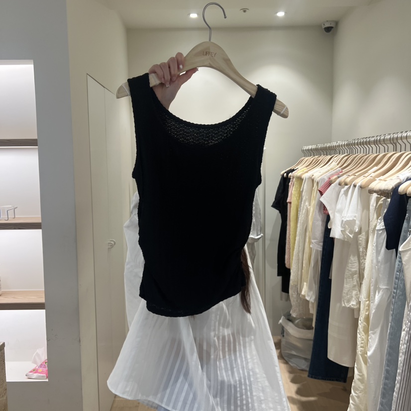 LIFFEY韓國直郵實拍女裝新品26夏季26春夏人氣吊帶背心褶皺LIFFEY吊帶/背心圖色2