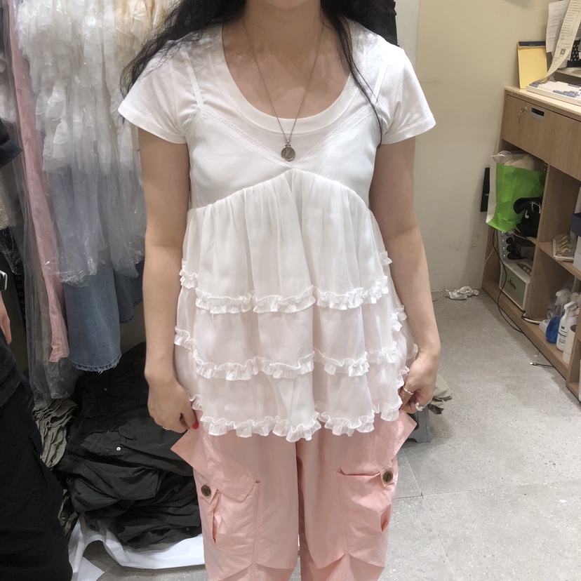 BY FLOW韓國代購女裝新品時尚職業熱賣吊帶背心不含內搭BY FLOW吊帶/背心圖色2