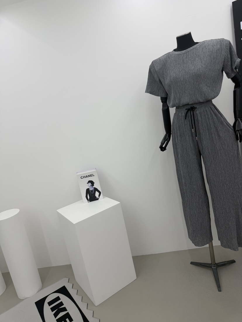 RED-A韓國東大門代購女裝新品推薦26夏季26春夏職業T恤褶皺RED-AT恤