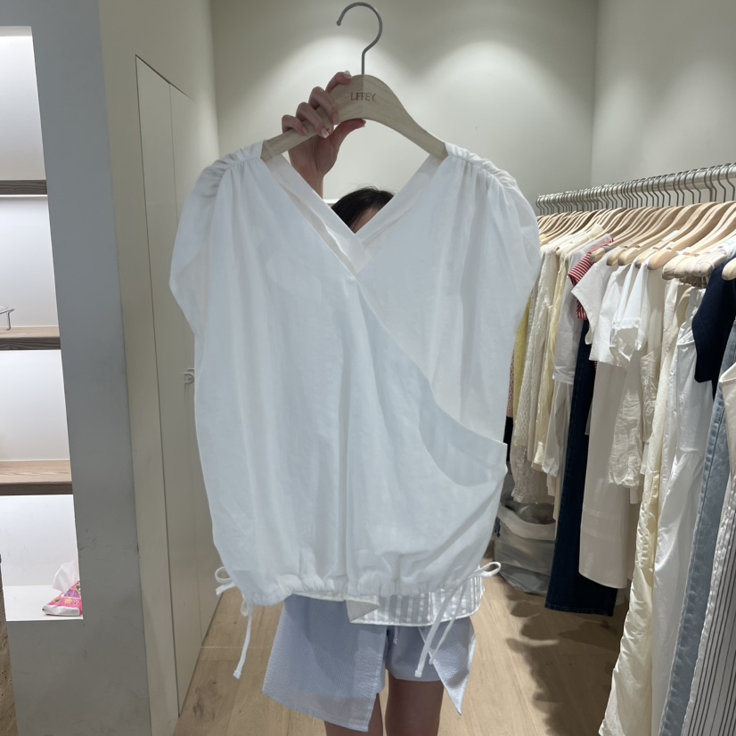 LIFFEY韓國東大門直郵女士新品休閑熱賣時尚26夏季襯衫蕾絲衫LIFFEY襯衫/蕾絲衫圖色2