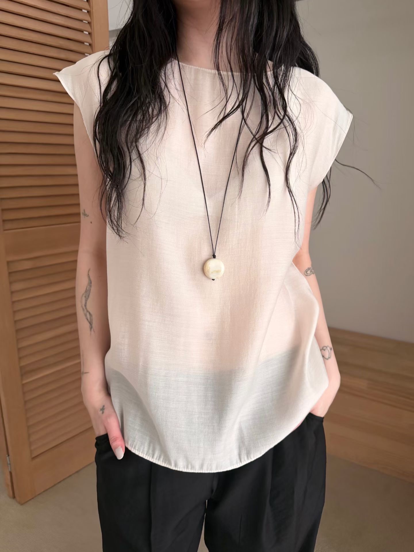 A.ME韓國直郵女裝新款熱賣26春夏時尚職業推薦T恤不含內搭A.MET恤