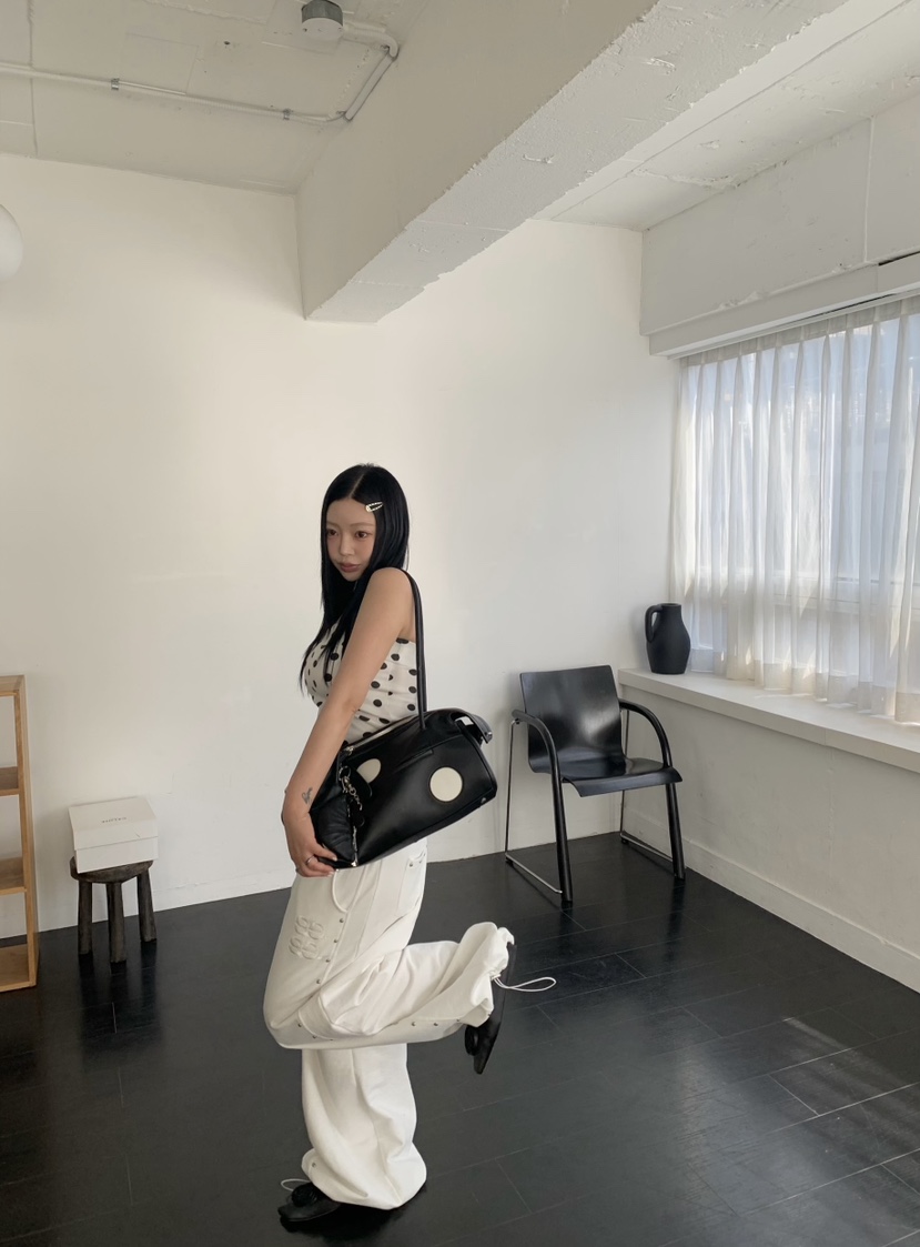 SEOLO韓國直郵實拍女裝新款26夏季職業26春夏人氣吊帶背心Seolo seoul吊帶/背心