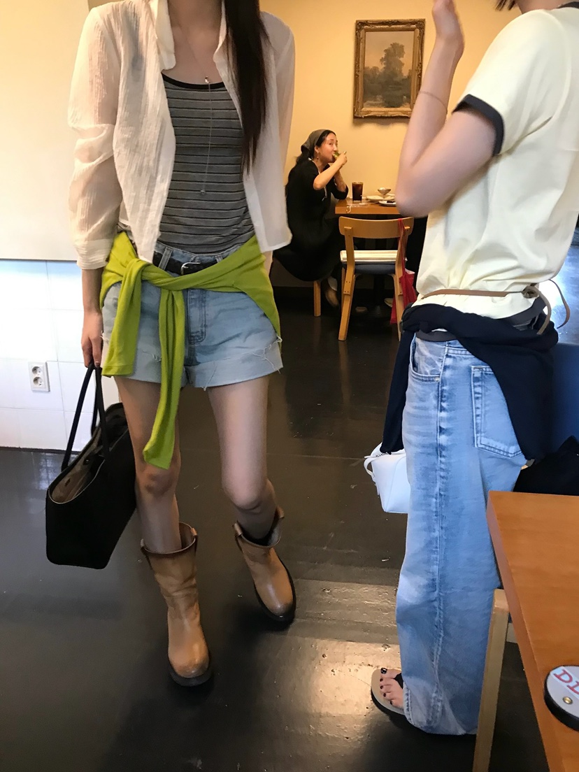 ESCHER韓國直郵女士新品26夏季推薦26春夏時尚襯衫蕾絲衫ESCHER襯衫/蕾絲衫