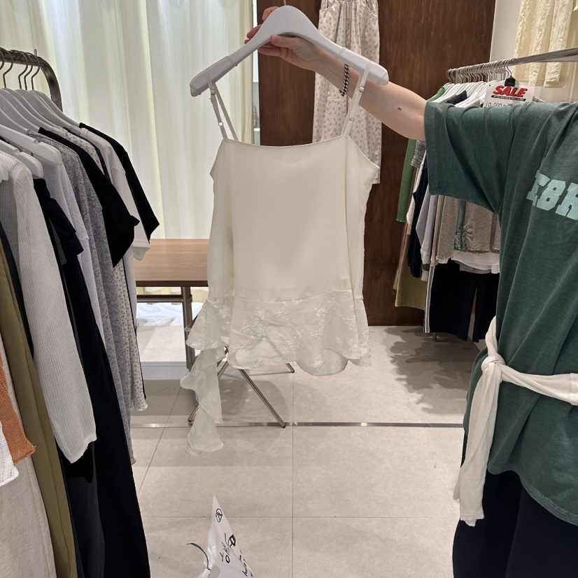 BUCKLE韓國代購女士新品推薦26春夏人氣熱賣吊帶背心荷葉邊BUCKLE吊帶/背心