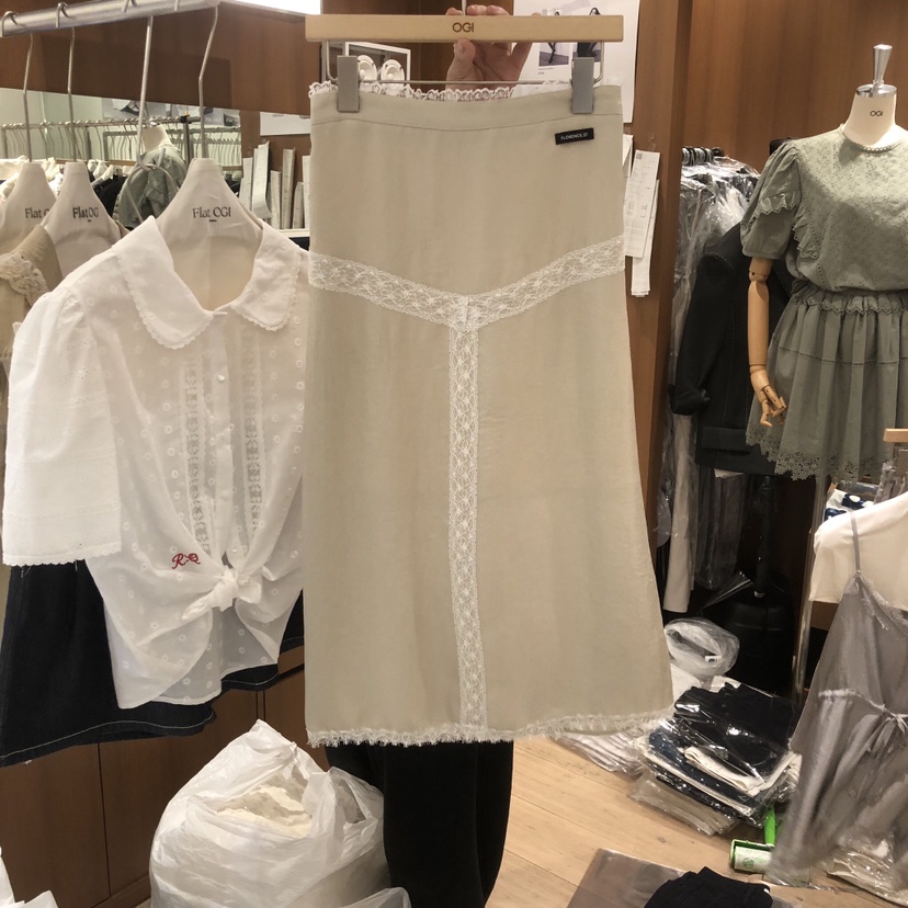 OGI韓國直郵實拍女裝新品熱賣26夏季推薦半身裙中短裙緞面FLat OGI半身裙/中短裙圖色2