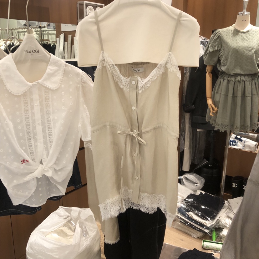 OGI韓國東大門代購女裝新品休閑推薦熱賣人氣吊帶背心緞面FLat OGI吊帶/背心圖色2