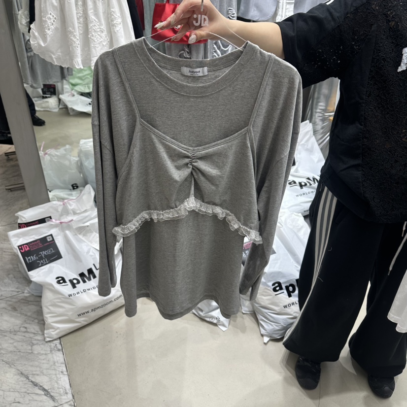 JUDYQUE韓國直郵女士新品休閑熱賣推薦長袖T恤假兩件荷葉邊JUDYQUE長袖T恤圖色2