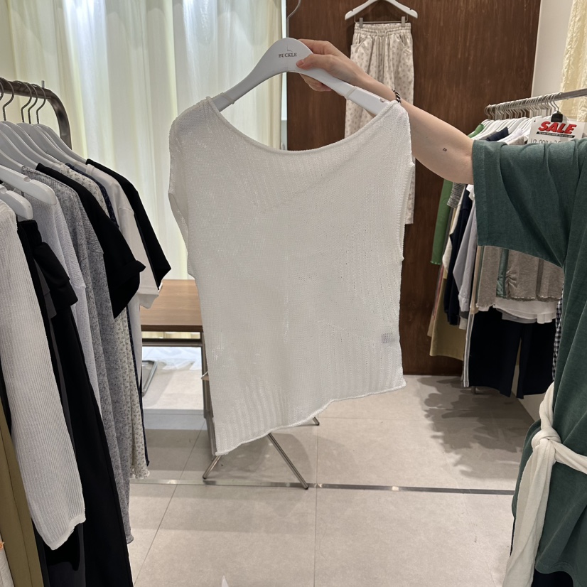 BUCKLE韓國直郵實拍女士新款26夏季推薦時尚26春夏吊帶背心BUCKLE吊帶/背心圖色2