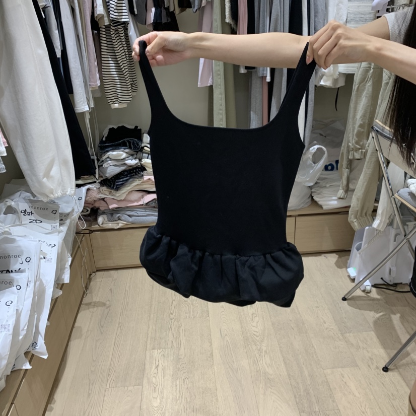 MEMOIRE韓國代購女士新款26春夏推薦時尚人氣熱賣吊帶背心MEMOIRE吊帶/背心圖色2