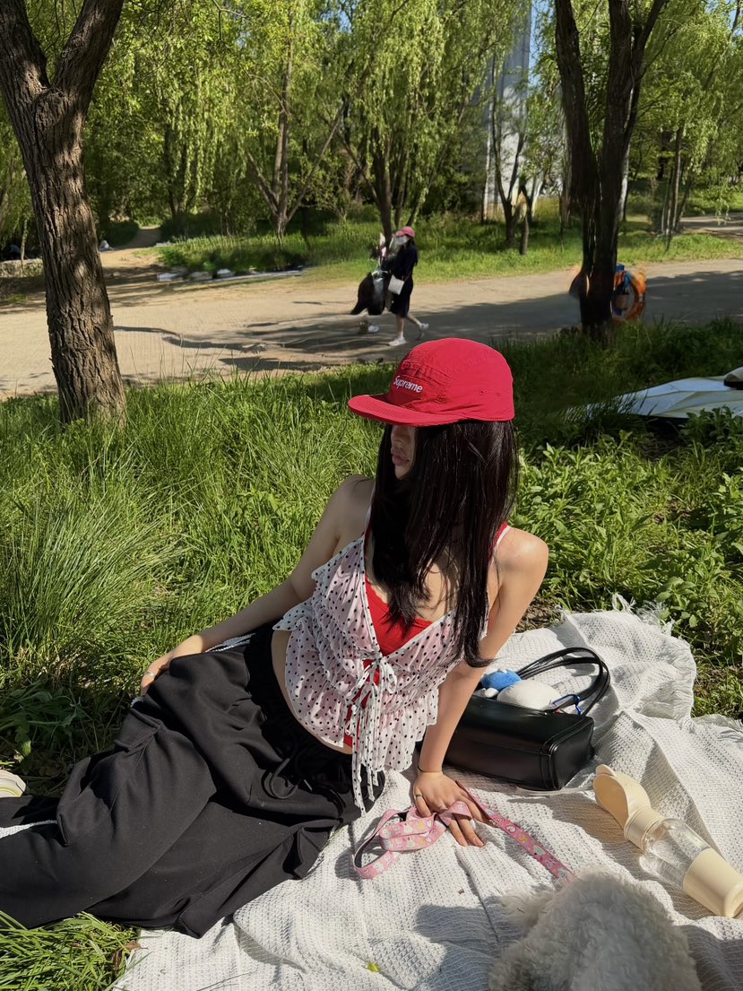 OKIE韓國代購女士新款推薦26春夏人氣時尚職業吊帶背心圓點OKIE吊帶/背心