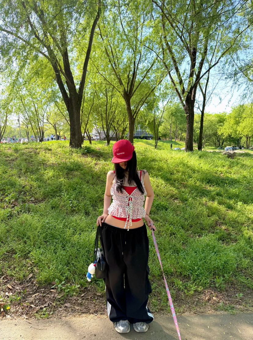 OKIE韓國代購女士新款推薦26春夏人氣時尚職業吊帶背心圓點OKIE吊帶/背心