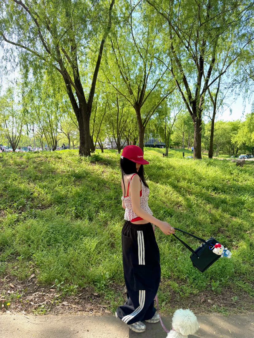 OKIE韓國代購女士新款推薦26春夏人氣時尚職業吊帶背心圓點OKIE吊帶/背心