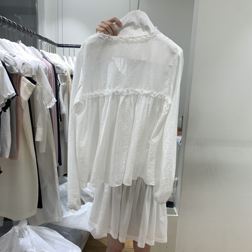 VERVEINE韓國直郵女裝新款26春夏時尚真品襯衫蕾絲衫荷葉邊VERVEINE襯衫/蕾絲衫