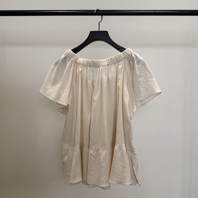 GALERIE NUIT韓國東大門直郵女士新款時尚襯衫蕾絲衫荷葉邊GALERIE NUIT襯衫/蕾絲衫