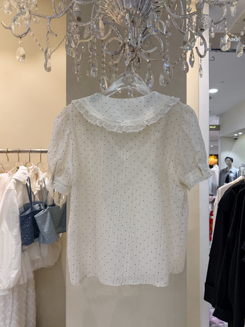 81 MARKET-L韓國東大門直郵女裝新款時尚襯衫蕾絲衫圓點81 MARKET-L襯衫/蕾絲衫
