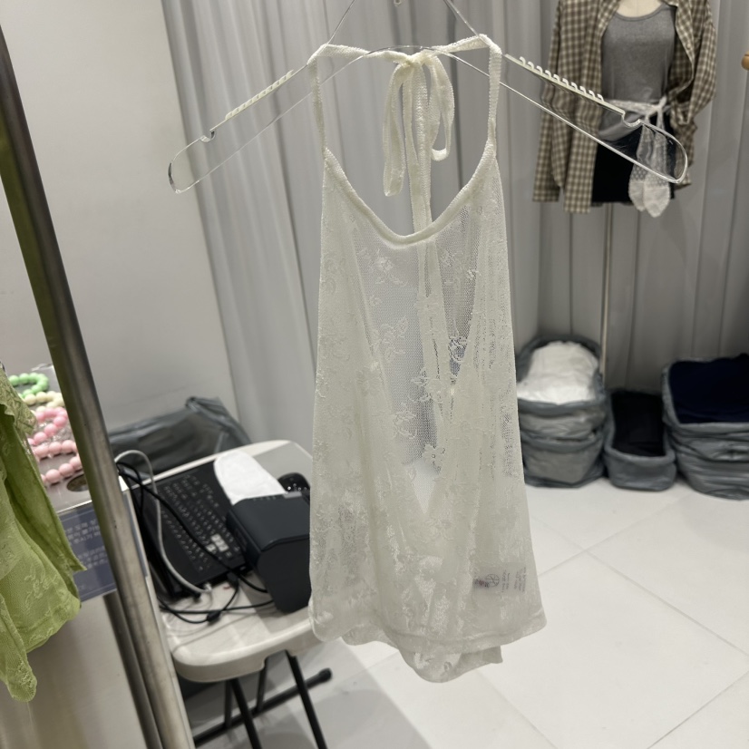 JKICHI韓國直郵實拍女裝新品推薦26夏季熱賣吊帶背心花朵JKICHI吊帶/背心圖色2
