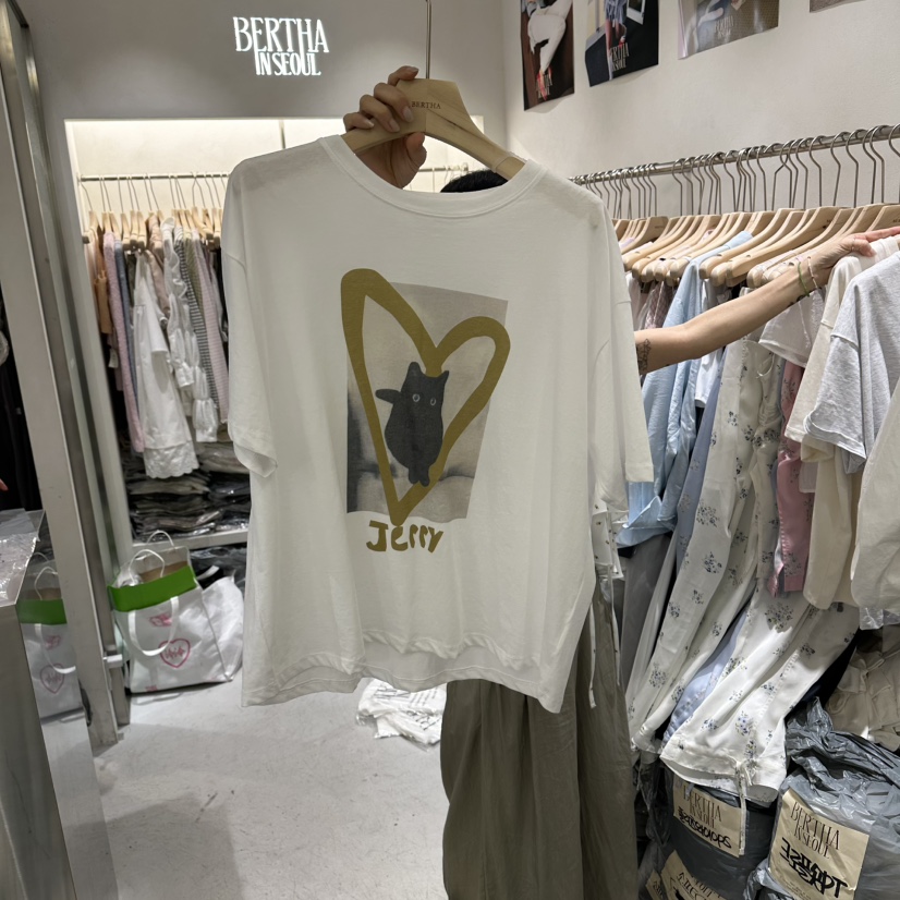 BERTHA韓國東大門代購女士新品推薦人氣熱賣時尚26春夏T恤BERTHAT恤圖色2