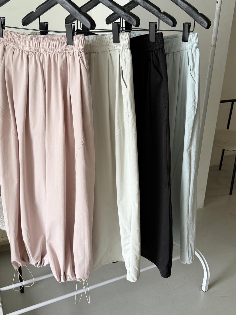 LARCENCICL/BESO東大門實拍韓國女士新品26春夏人氣休閑褲LARCENCICL/BESO休閑褲