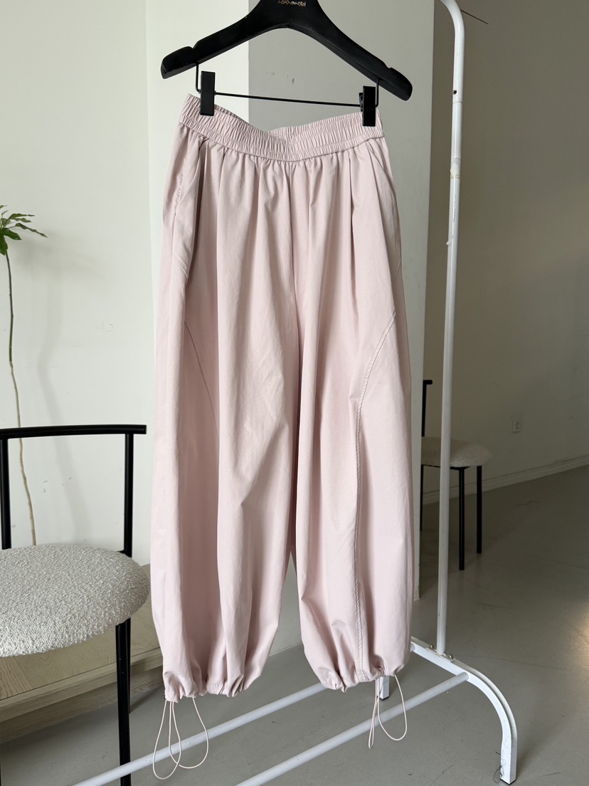 LARCENCICL/BESO東大門實拍韓國女士新品26春夏人氣休閑褲LARCENCICL/BESO休閑褲圖色1