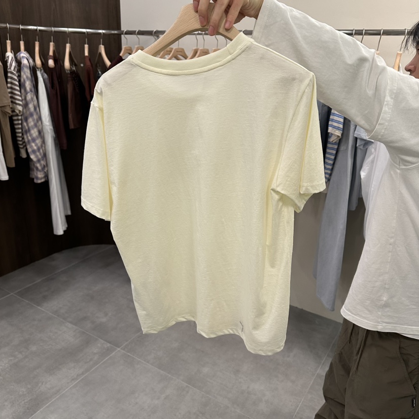 URBANSTORY/REMAKING韓國直郵女士新品人氣職業休閑T恤刺繡Remaking/URBANSTORYT恤
