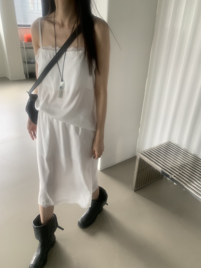 TRUE韓國東大門代購女裝新品26春夏熱賣26夏季人氣吊帶背心TRUE吊帶/背心