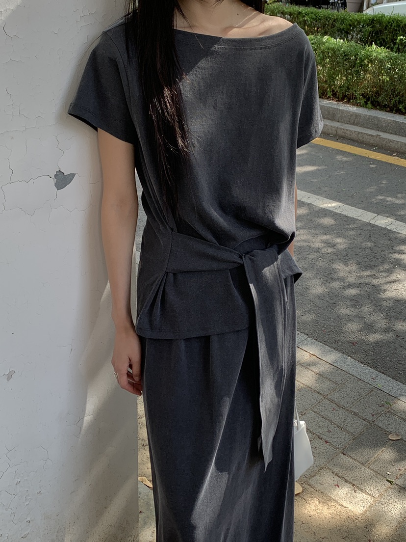 B_GARDER韓國直郵實拍女裝新款熱賣26夏季26春夏人氣T恤豬皮B.GARDERT恤圖色2