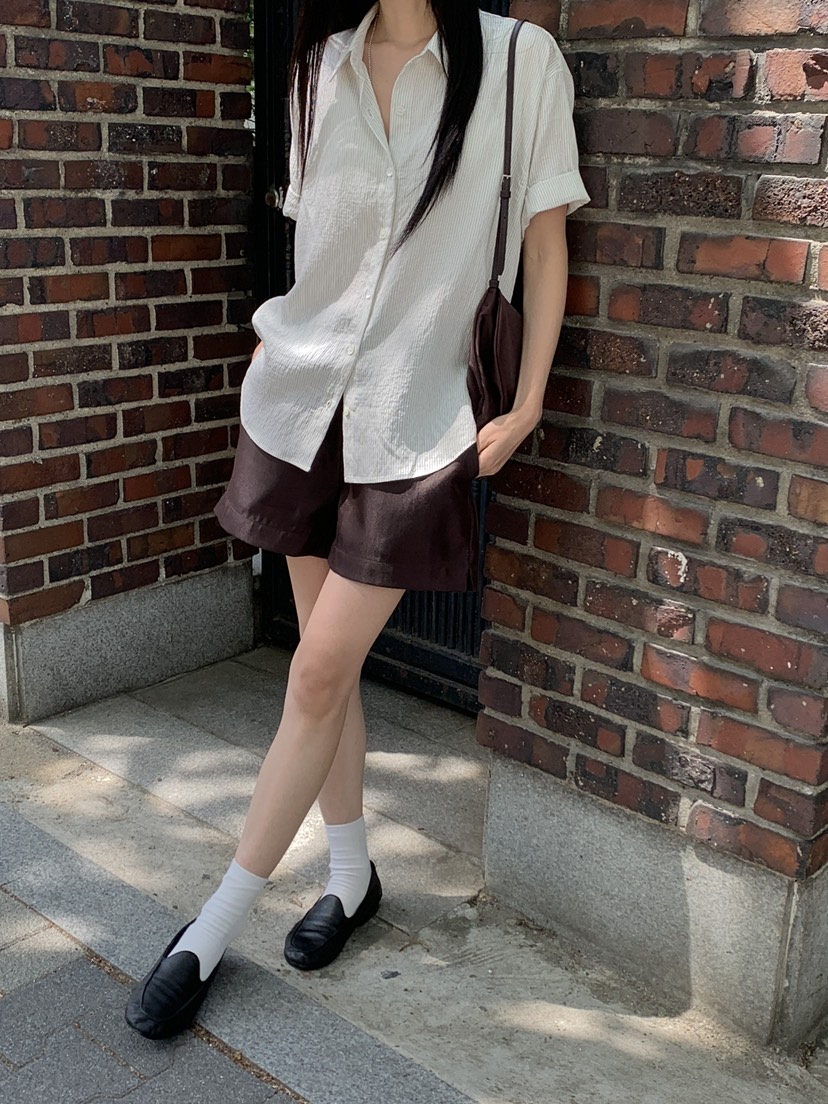 B_GARDER韓國直郵女裝新款熱賣休閑職業26春夏26夏季短褲緞面B.GARDER短褲