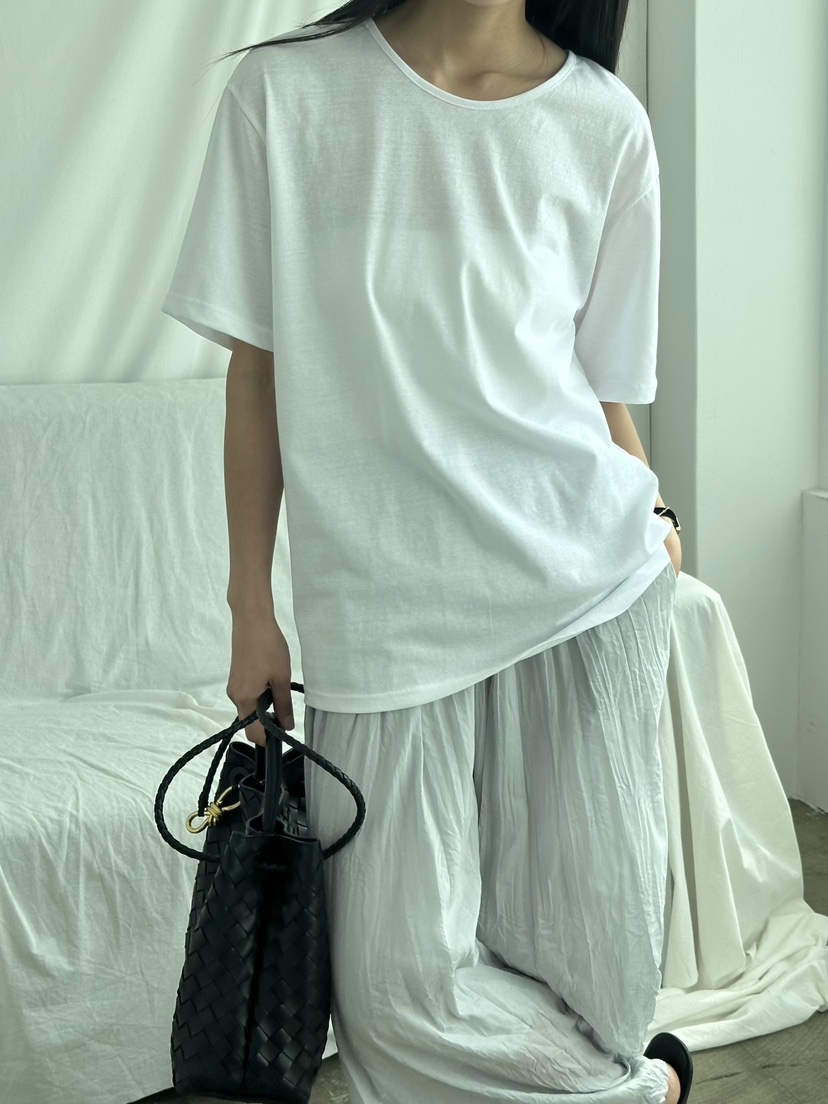 LE VASE韓國直郵女士新款推薦26夏季26春夏職業人氣熱賣T恤LE VASET恤圖色1